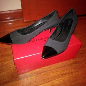 Shoes size 9.5  M Black